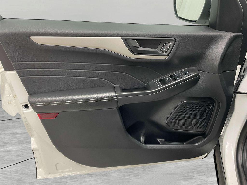 used 2022 Ford Escape car, priced at $24,672