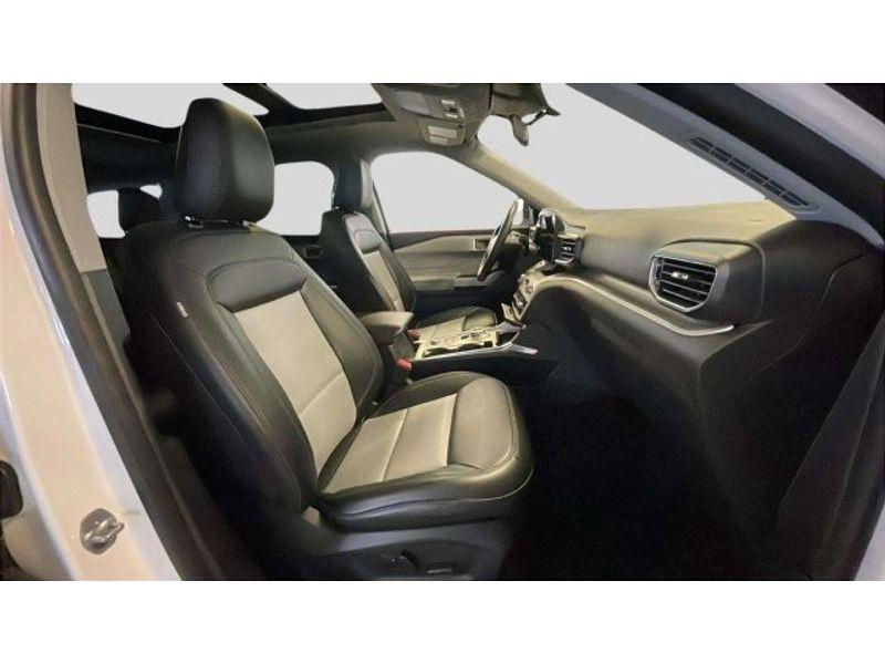 used 2022 Ford Explorer car, priced at $32,900