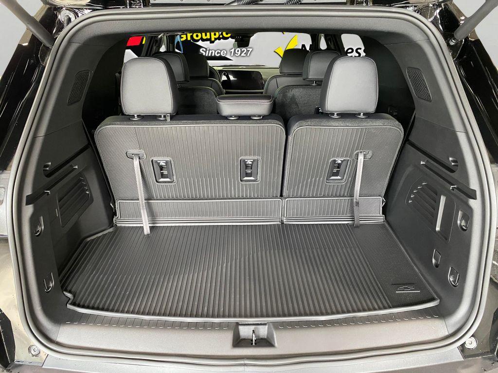 new 2026 Chevrolet Traverse car, priced at $48,845