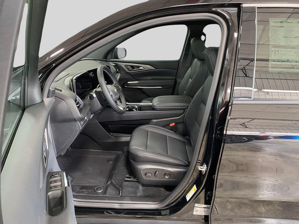 new 2026 Chevrolet Traverse car, priced at $48,845