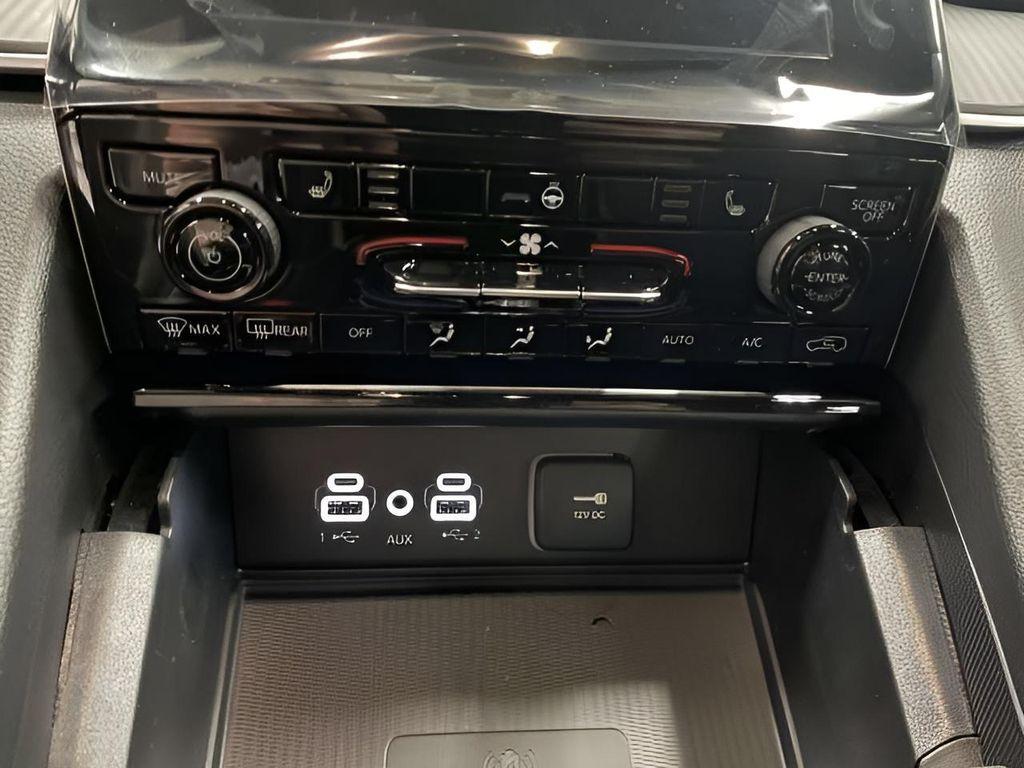 new 2025 Jeep Grand Cherokee L car, priced at $47,551
