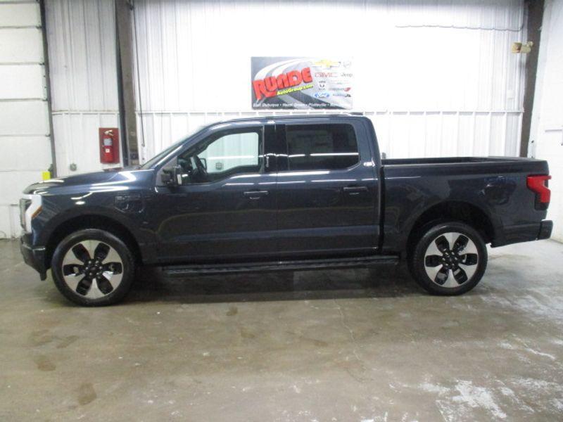 new 2022 Ford F-150 Lightning car, priced at $75,374