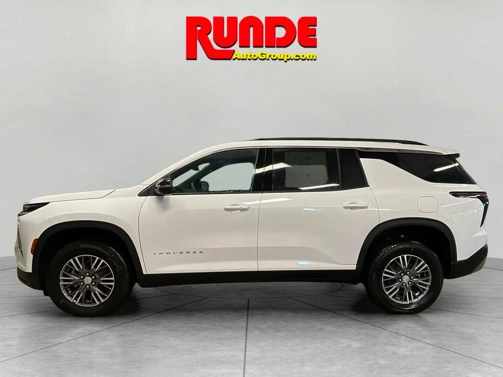 new 2026 Chevrolet Traverse car, priced at $45,345