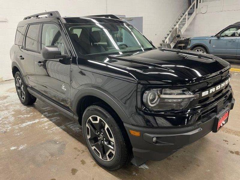 new 2024 Ford Bronco Sport car, priced at $37,570