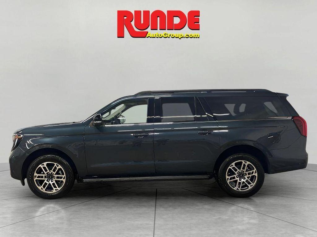 new 2025 Ford Expedition Max car, priced at $74,605