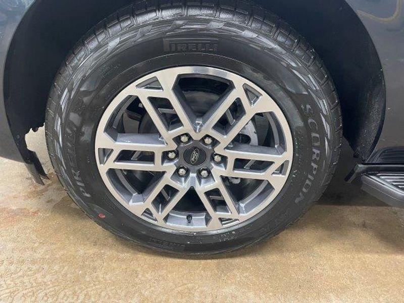 new 2025 Ford Expedition Max car, priced at $74,605