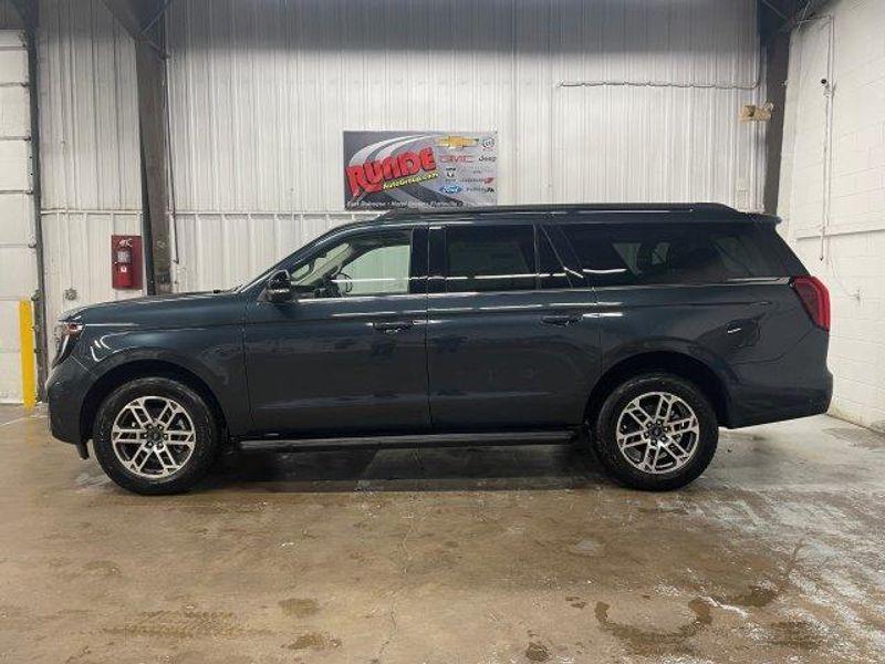 new 2025 Ford Expedition Max car, priced at $74,605