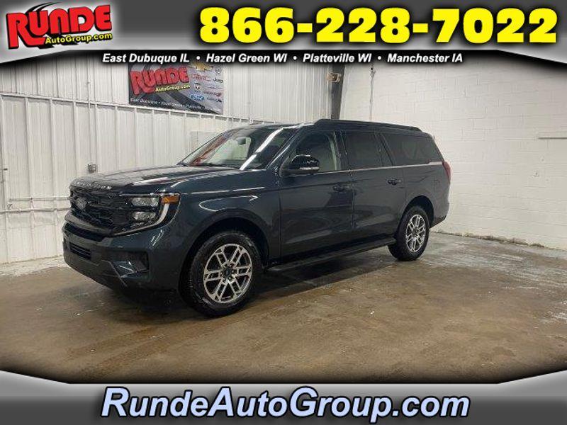new 2025 Ford Expedition Max car, priced at $74,605