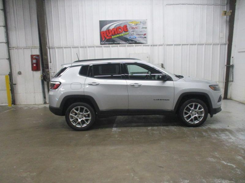 new 2024 Jeep Compass car, priced at $33,885