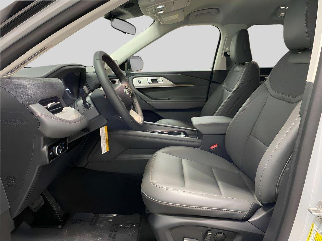 new 2025 Ford Explorer car, priced at $44,828
