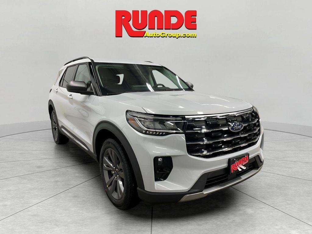 new 2025 Ford Explorer car, priced at $44,828