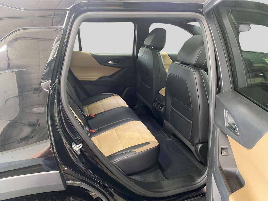 new 2026 Chevrolet Equinox car, priced at $39,111