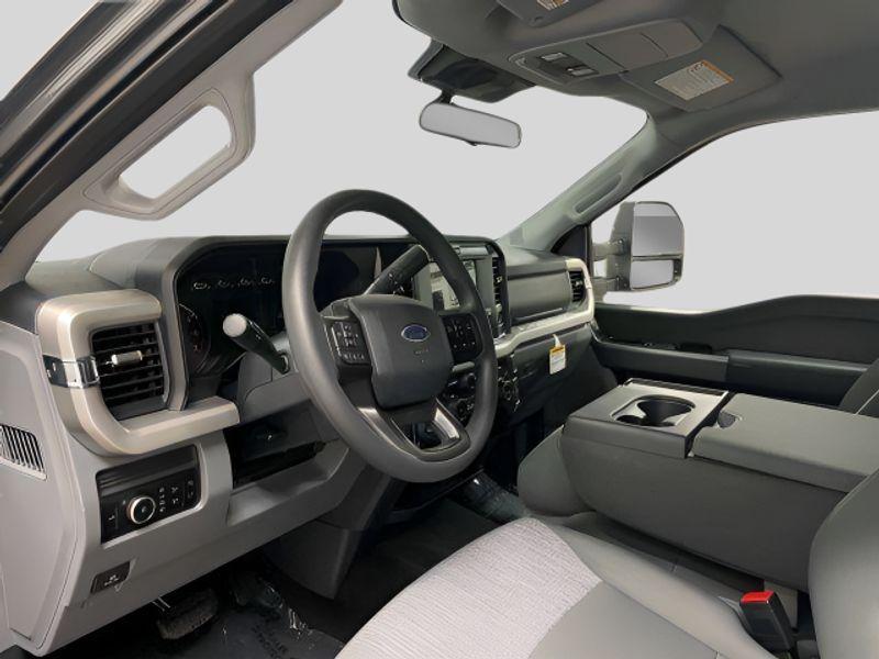 new 2025 Ford F-250 car, priced at $59,550