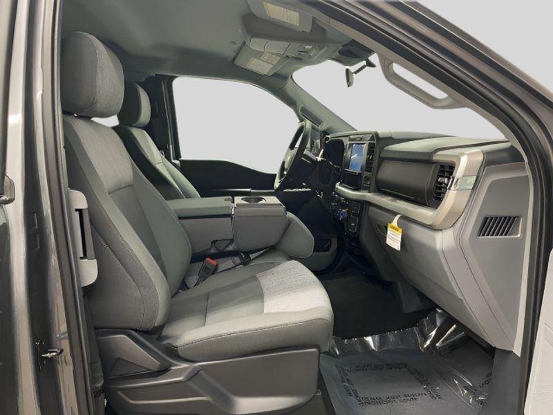 new 2025 Ford F-250 car, priced at $59,550