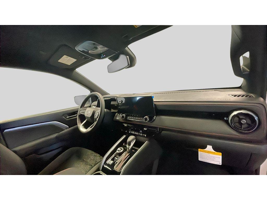 new 2025 Chevrolet Colorado car, priced at $43,145