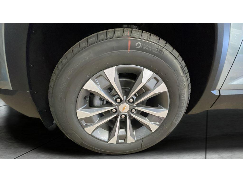 new 2026 Chevrolet Equinox car, priced at $33,948