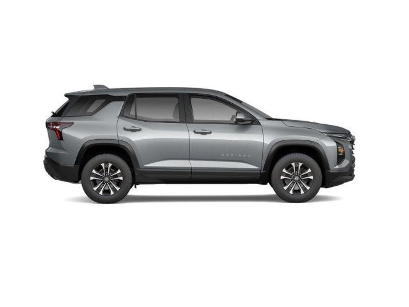 new 2026 Chevrolet Equinox car, priced at $33,948