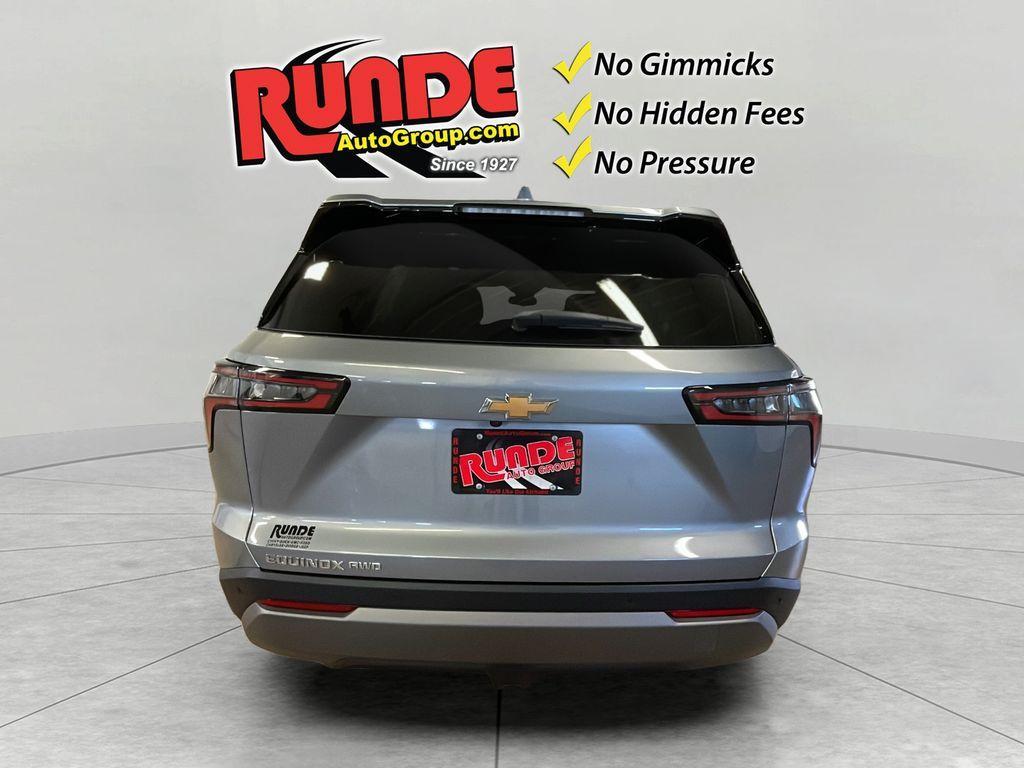 new 2026 Chevrolet Equinox car, priced at $33,948