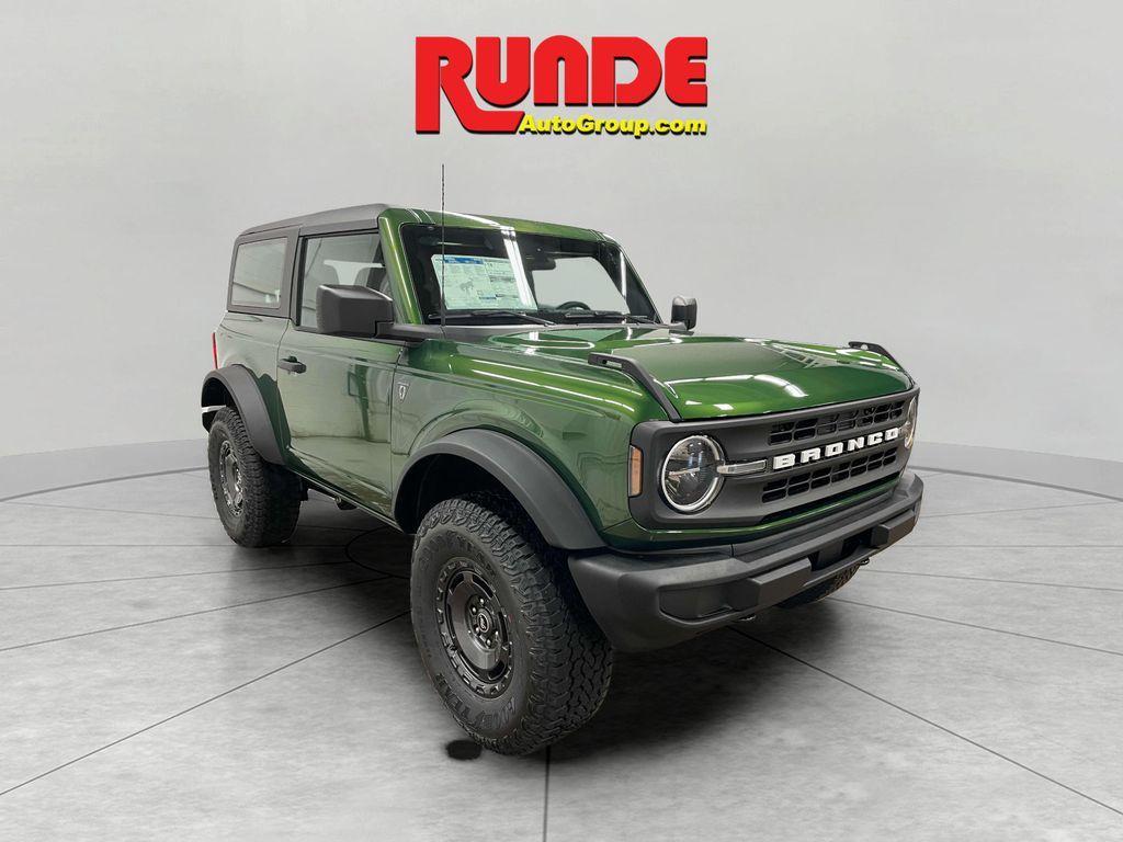 new 2025 Ford Bronco car, priced at $45,646