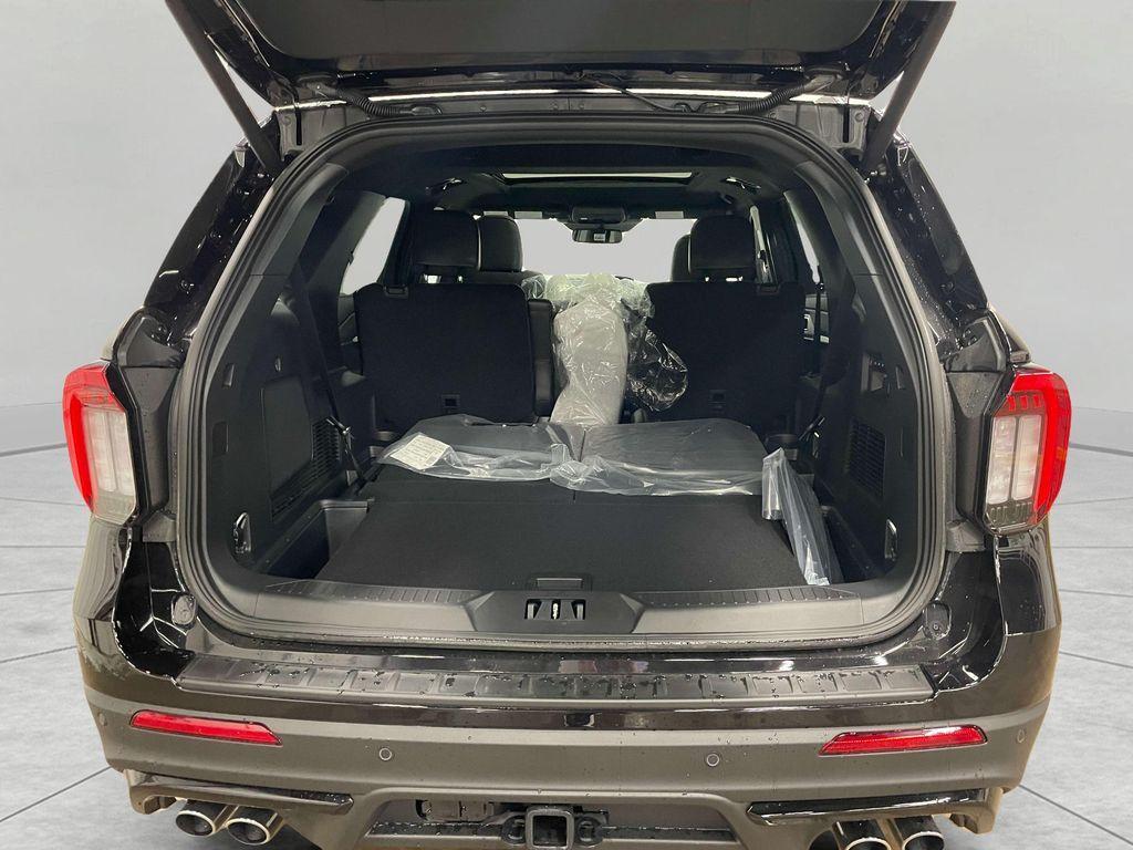 new 2025 Ford Explorer car, priced at $56,516