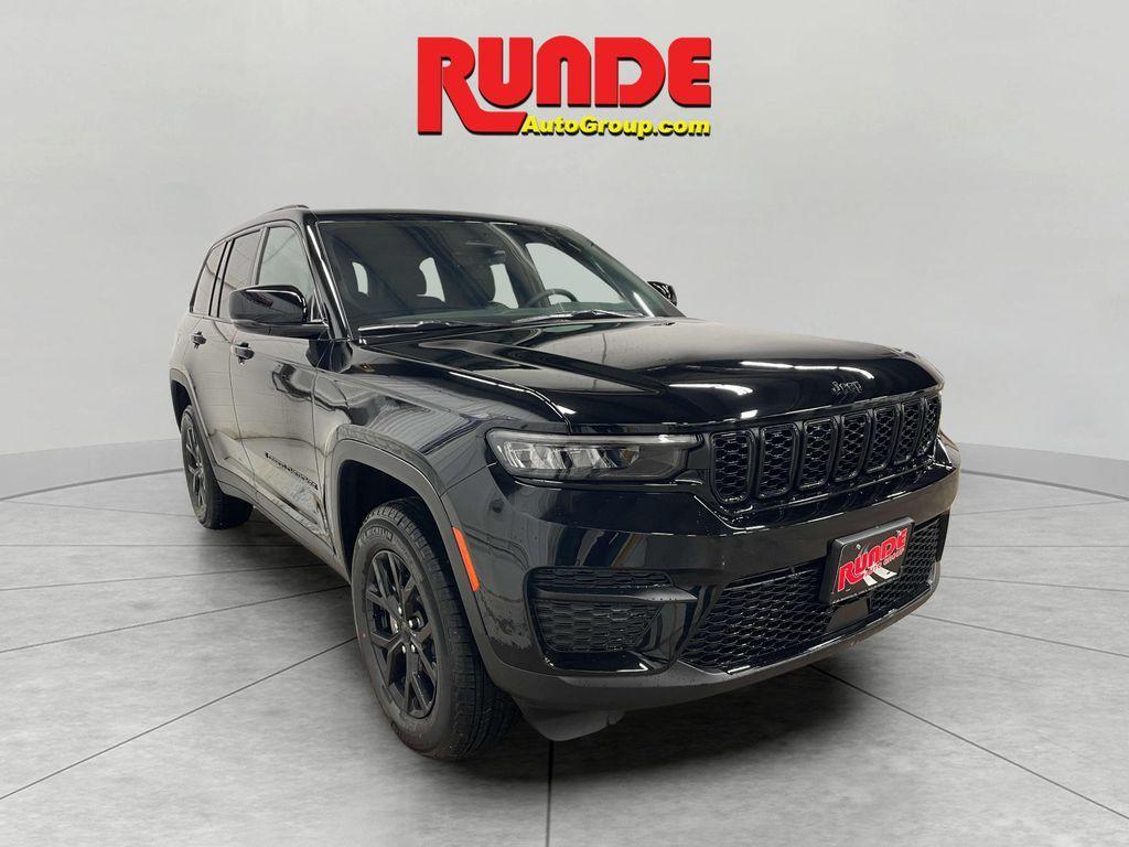 new 2025 Jeep Grand Cherokee car, priced at $43,446