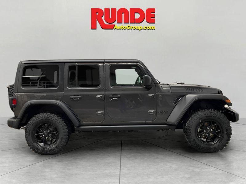 new 2025 Jeep Wrangler car, priced at $52,975