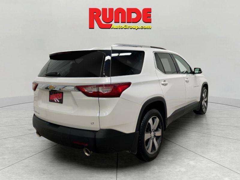 used 2018 Chevrolet Traverse car, priced at $21,590