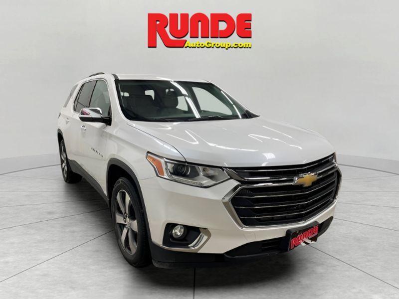 used 2018 Chevrolet Traverse car, priced at $21,590