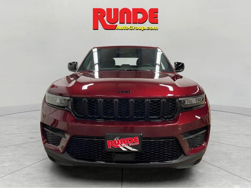 new 2025 Jeep Grand Cherokee car, priced at $46,525