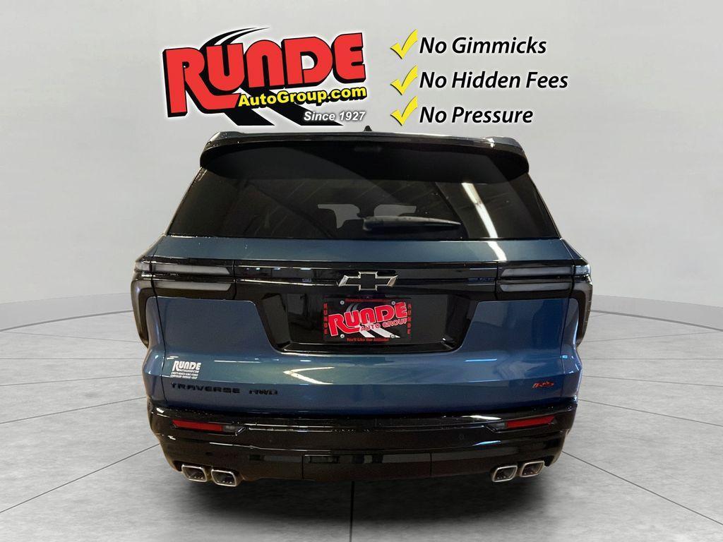 new 2026 Chevrolet Traverse car, priced at $60,220