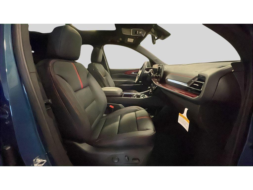 new 2026 Chevrolet Traverse car, priced at $60,220