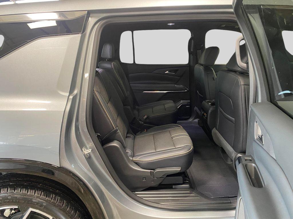 new 2026 Chevrolet Traverse car, priced at $59,920