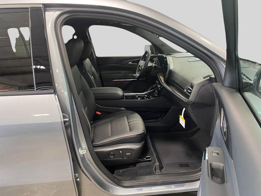 new 2026 Chevrolet Traverse car, priced at $59,920