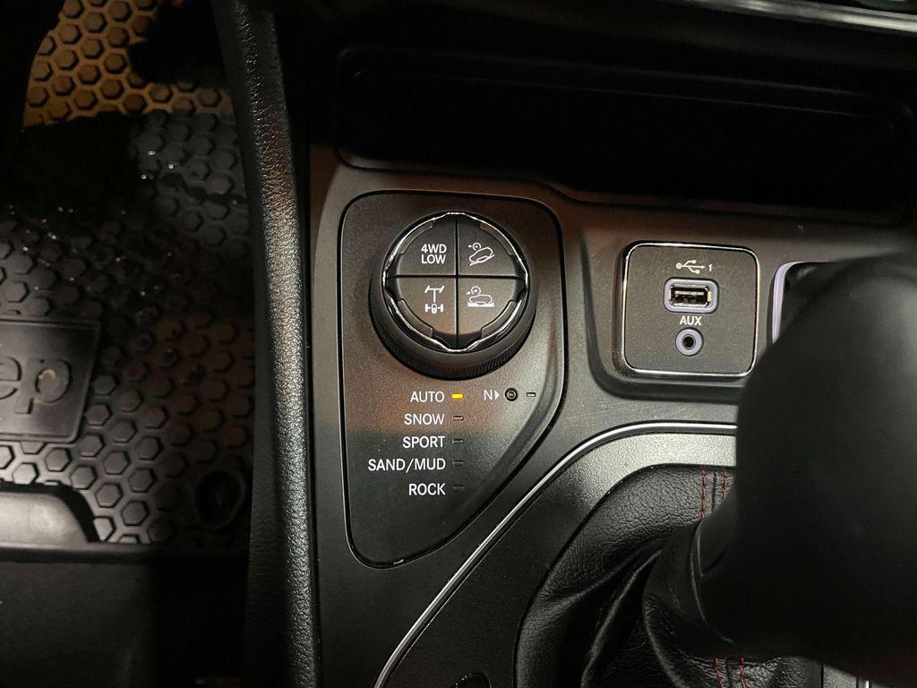 used 2022 Jeep Cherokee car, priced at $27,891