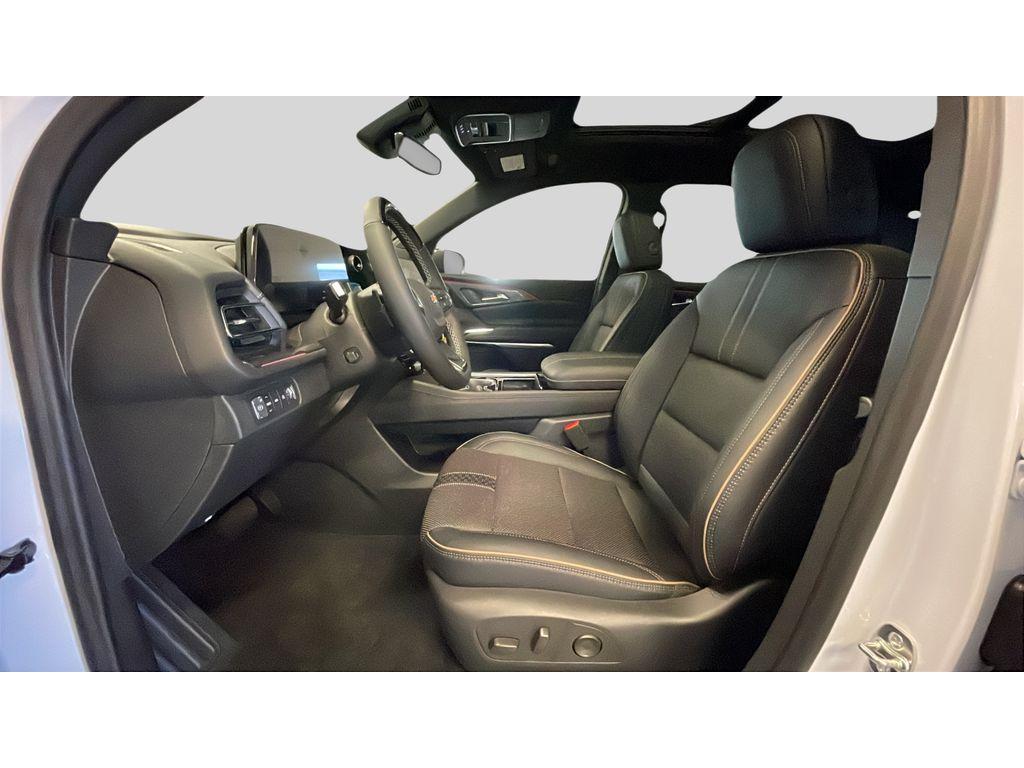 new 2026 Chevrolet Traverse car, priced at $60,915