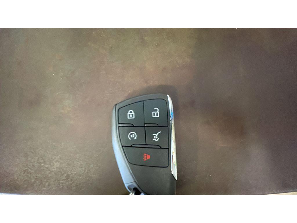 new 2026 Chevrolet Traverse car, priced at $60,915