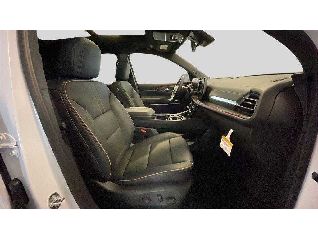 new 2026 Chevrolet Traverse car, priced at $60,915