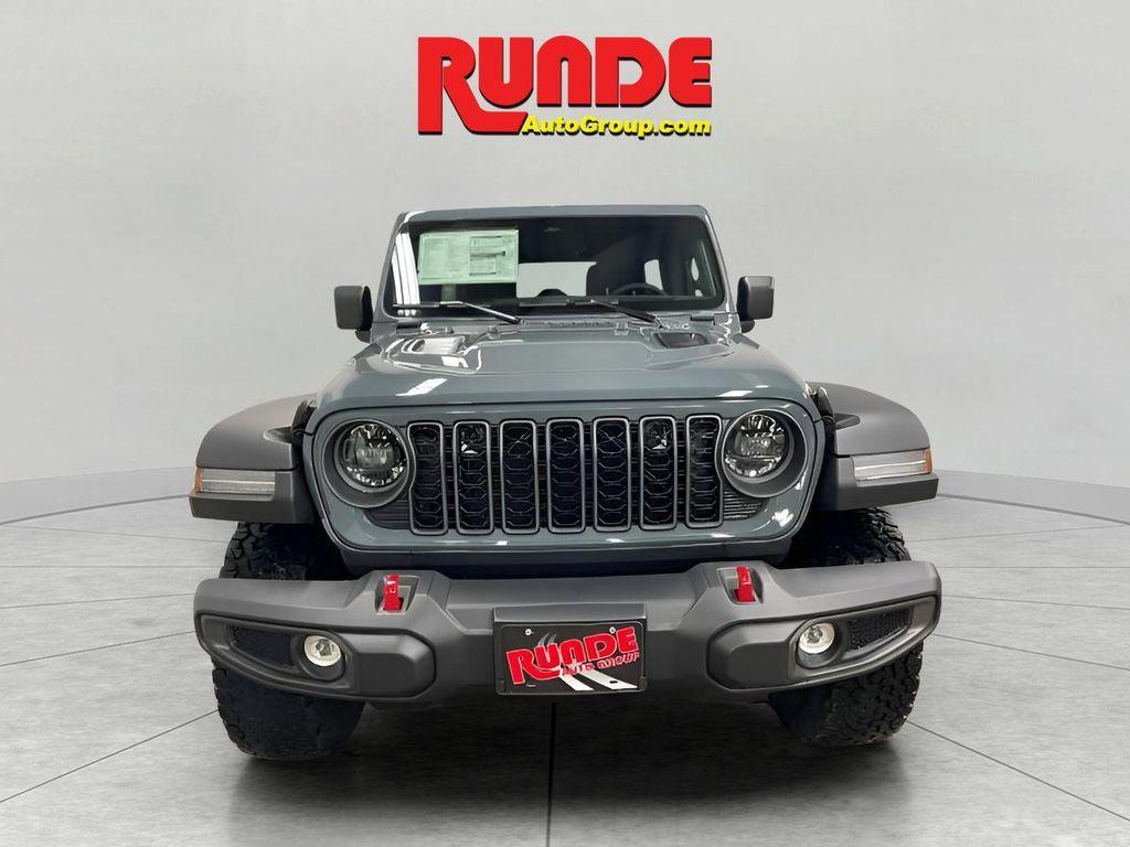 new 2025 Jeep Wrangler car, priced at $57,497