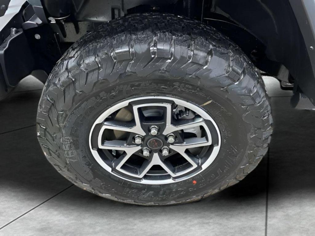 new 2025 Jeep Wrangler car, priced at $57,497