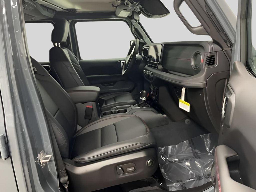 new 2025 Jeep Wrangler car, priced at $57,497