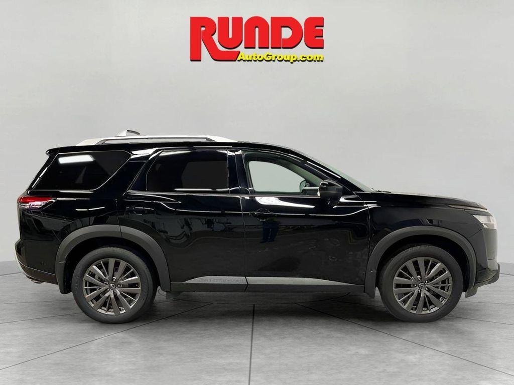used 2022 Nissan Pathfinder car, priced at $29,990