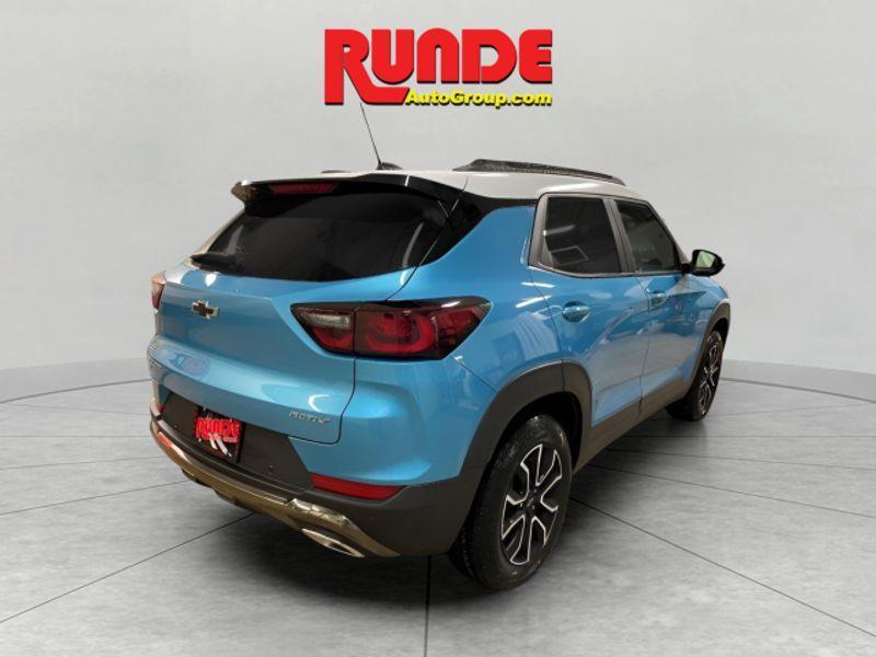 new 2025 Chevrolet TrailBlazer car, priced at $34,070