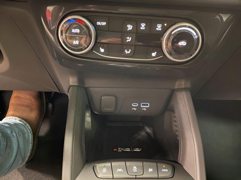 new 2025 Chevrolet TrailBlazer car, priced at $34,070