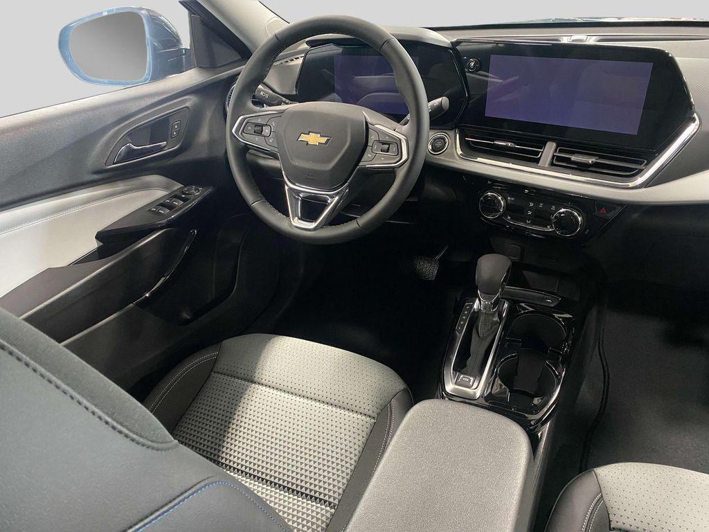 new 2025 Chevrolet Trax car, priced at $24,985