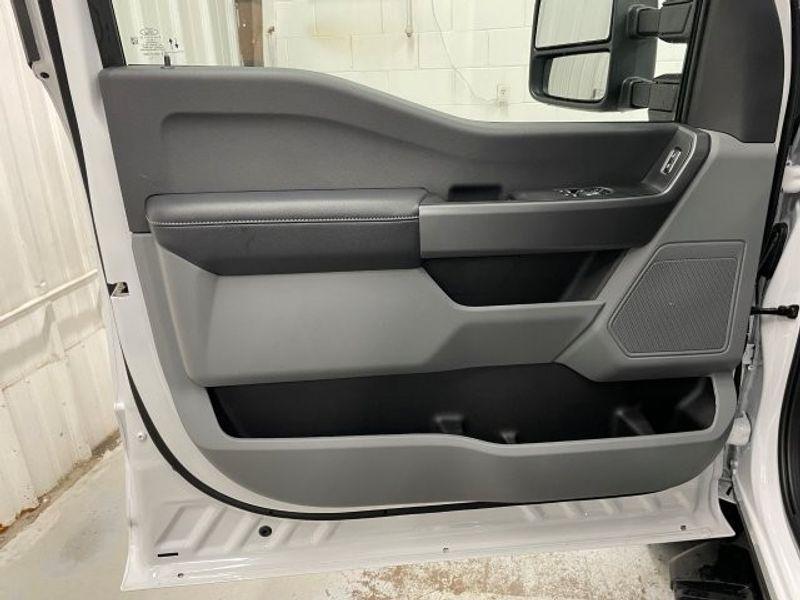 new 2025 Ford F-250 car, priced at $57,305