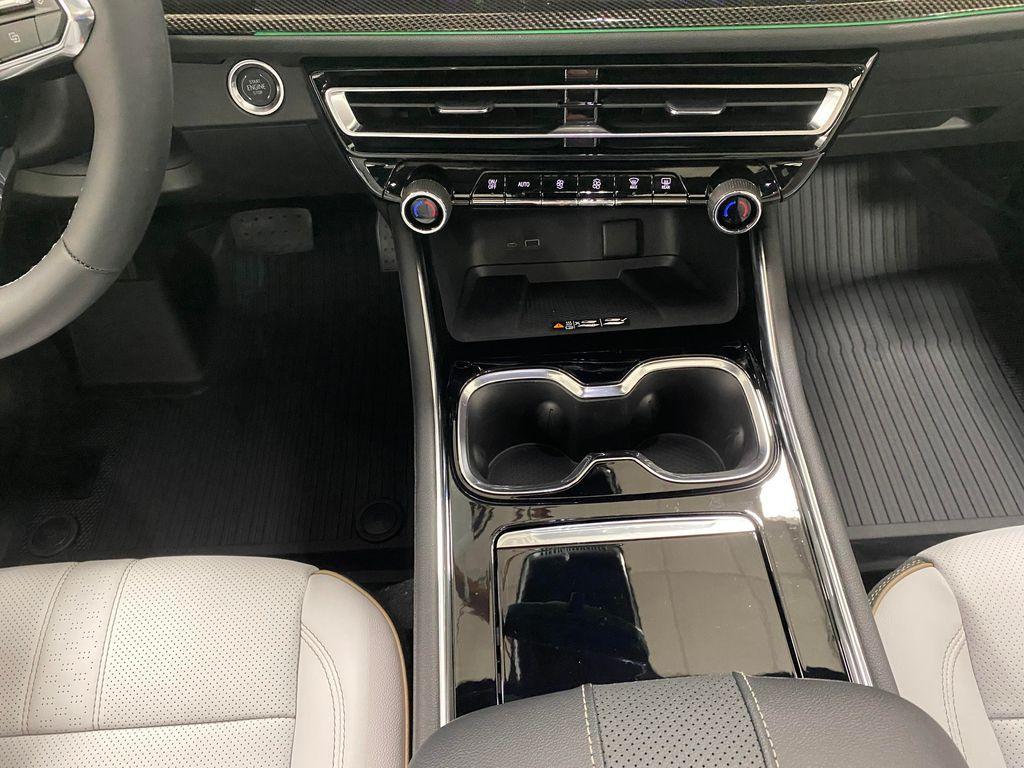 new 2026 Chevrolet Traverse car, priced at $60,415