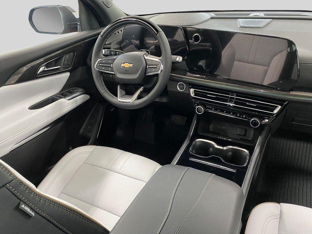 new 2026 Chevrolet Traverse car, priced at $60,415