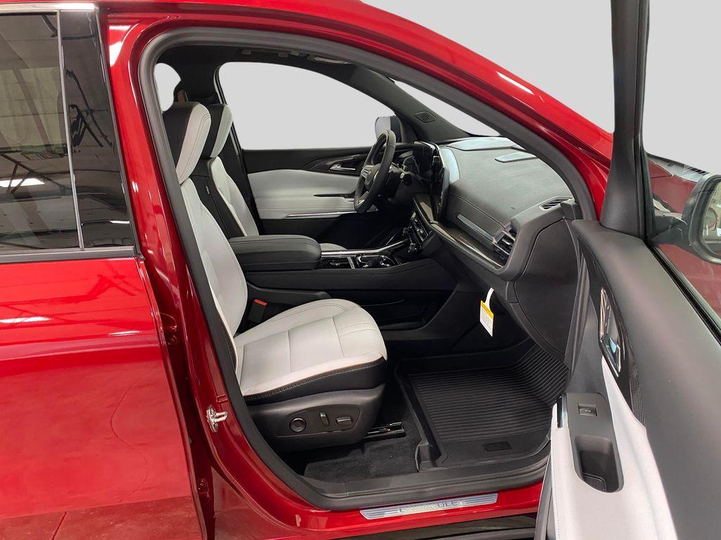 new 2026 Chevrolet Traverse car, priced at $60,415