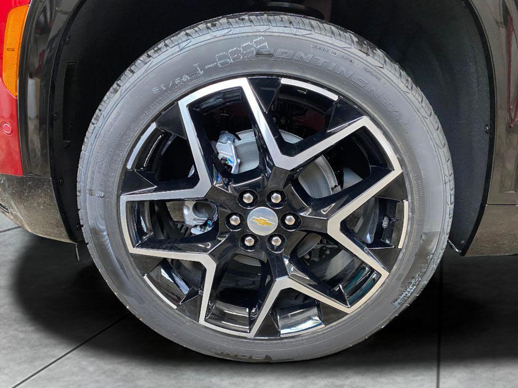 new 2026 Chevrolet Traverse car, priced at $60,415