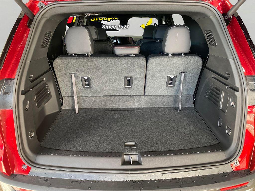 new 2026 Chevrolet Traverse car, priced at $53,210